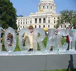 "Democracy" ice sculpture, Joe Landsberger, September 2008